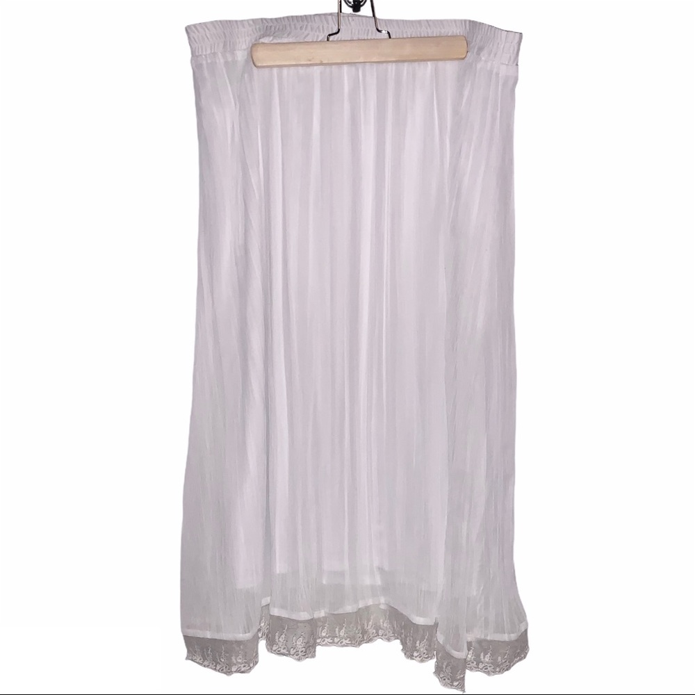 Y2K White Chiffon & Lace Trim Layered Maxi Skirt Sag Harbor